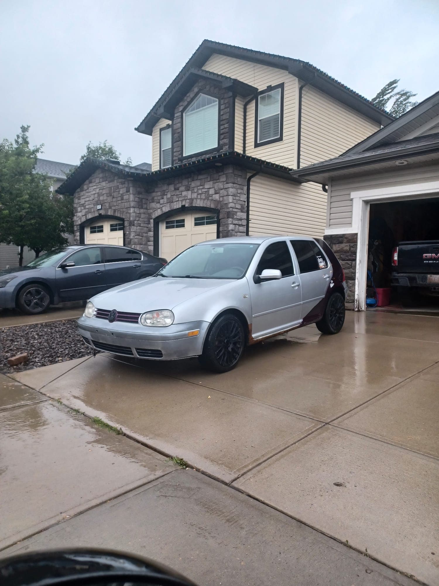 Chestermere vehicle pickup photo